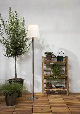 Produktbild von LED-Solar-Stehlampe 'Solia', weiß, Kunstst./Edel