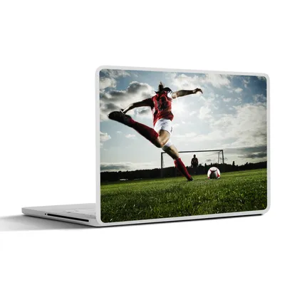 Produktbild von MuchoWow® Laptop Aufkleber Sticker Cover Frau schießt aufs Tor 25x18 cm - Laptop-Deko