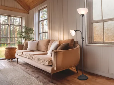 Produktbild von LED Deckenfluter im Landhausstil, dimmbare Stehlampe mit Leselampe & Glasschirm