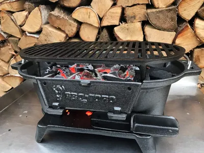 Immagine prodotto di Padella per grigliate in ghisa stile Hibachi con griglia - Griglia portatile a carbone da campeggio 50 x 25 x 23 cm