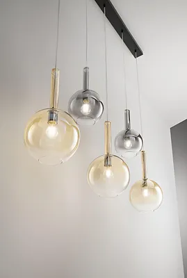 Immagine prodotto di Sospensione in vetro borosilicato fumè specchiato sfumato, attacco E27, design moderno, cavo regolabile, diametro 20 cm, IP20 - Perenz