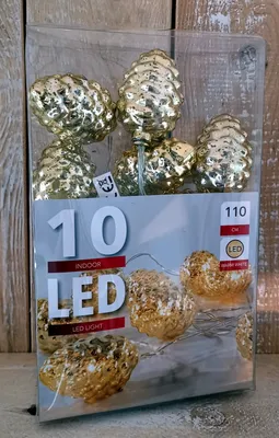 Zdjęcie produktu dla 10 złotych lampek choinkowych LED na baterie o barwie białej ciepłej