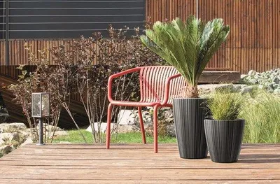 Produktbild von Blumenkübel mit Einsatz 40 cm hoch - Kunststoff Gartenpot