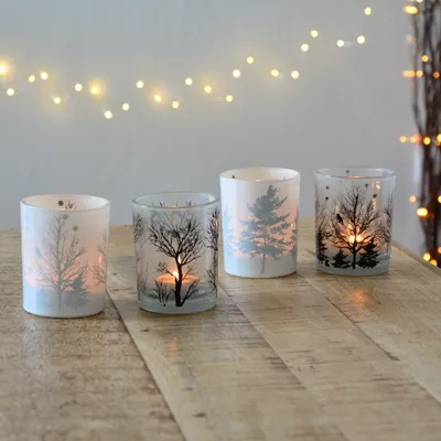 Produktbild von Vier große Teelichter aus Milchglas Windlicht Candle Kerze Deko