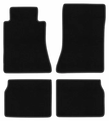 Immagine prodotto di Tappetini in moquette per Mercedes E W124 1984-1997 (berlina/station wagon) – set 4 pezzi, neri, su misura – Wielganizator BASIC