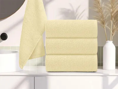 Zdjęcie produktu dla Ręcznik dziecięcy Bella kremowy 30x50 cm, 100% bawełna
