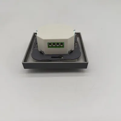 Produktbild von LEDVANCE Smart+ ZigBee Universal Unterputz-Drehdimmer Wandschalter, Schwarz