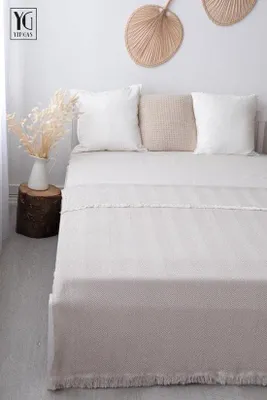 Zdjęcie produktu dla Unyqoos® Kołdra dekoracyjna XL 150 x 200 cm – narzuta z fakturą waflkową, idealna na łóżko i sofę, 85% bawełna / 15% poliester z recyklingu, kolor beżowy