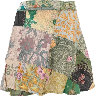 Produktbild von Weit Schwingender Patchwork Wickelrock, Minirock, Boho Upcycling Baumwoll-Sommerrock - Grün/bunt, Damen, Baumwolle, Röcke