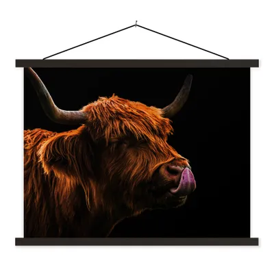 Produktbild von MuchoWow® Textilposter Schottischer Highlander - Zunge - Nase 150x113 cm mit schwarzem Rahmen - Wohnzimmer