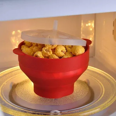 Productafbeelding van Siliconen popcornmachine met deksel - BPA-vrij, vaatwasmachinebestendig, zwart - Popcornmachine voor gezonde snacks en gezellige familiefilmsessies