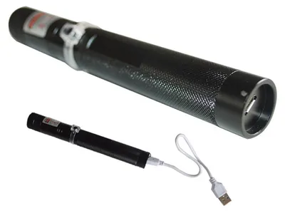 Produktbild von USB wiederaufladbarer Laserpointer, grünes Licht, Metallstift für Notfall-Camping im Freien, 3,7 V