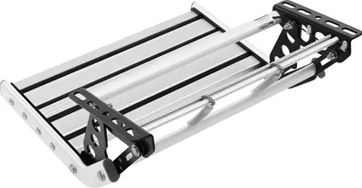 Obrázek produktu pro Schůdek pro obytné vozy - Manuální, výklopný schůdek pro vstup - Šířka 44 cm - LED osvětlení (12V) - Nosnost 150 kg - Materiál: hliník - Barva: stříbrná