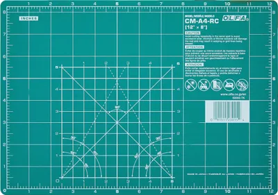 Produktbild von OLFA Schneidematte CM-A4, 30x21cm, beidseitig verwendbar