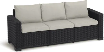 Produktbild von Allibert by Keter California Lounge-Sofa 3-Sitzer für Garten & Terrasse, Anthrazit mit sandfarbenen Kissen, Wetterfest, 100% Polypropylen, 71,5x68x199 cm, bis 110 kg pro Sitzplatz, Kissenbezüge abnehmbar & waschbar
