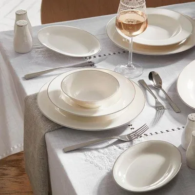 Produktbild von Famanu Serviesset 56-teilig für 12 Personen - Platinschmuck - Porzellan mit Tassen