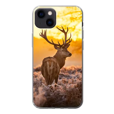 Produktbild von MuchoWow® Handyhülle Schutzhülle Hülle für iPhone 13 Hirsche - Tiere - Sonnenuntergang - Winter - Heidekraut - Natur Silikon Softcase Handy Hülle - Karteninhaber