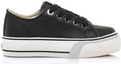 Produktbild von Mustang Sneakers 10225-106366 in Black color size 36