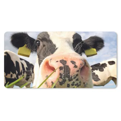 Produktbild von MuchoWow® Schreibtischunterlage Kuh - Bauernhof - Gras - Tiere 80x40 cm - XXL Mauspad - Gaming Mauspad