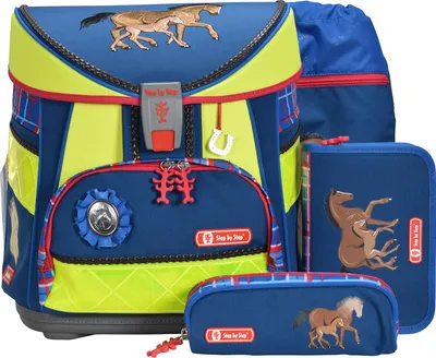 Produktbild von Step by Step Light DIN Horse Family Schulranzen Set 4tlg.