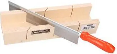 Produktbild von Skandia Skandia Gehrungslade mit feiner Säge - 300 x 57 mm