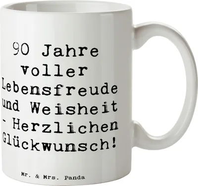 Produktbild von Mr. & Mrs. Panda Tasse Spruch 90. Geburtstag Lebensfreude - Weiß - Geschenk, Trinkbecher, Kaffeebecher, Feiern, Dekotasse, Weisheit, Jubiläum, Geburtstagsgeschenk, Alter