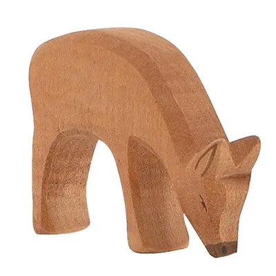 Produktbild von Hirschkuh fressend - Holzfigur Ostheimer
