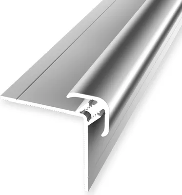 Produktbild von Wandprofil 34 x 34 x 2600 mm Einfasshöhe 3 - 5 mm Tapetenprofil Außenecke Aluminium eloxiert Glatt Ungebohrt Silber glänzend Küberit