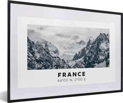 Produktbild von MuchoWow® Gerahmtes Poster Frankreich - Schnee - Berge 60x40 cm - Poster mit Schwarzem Bilderrahmen Wandposter Rahmen Foto Bilder - Schlafzimmer - Plakat in Rahmen - Drucken