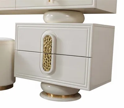 Produktbild von Schlafzimmer Set Modern Weiß Bett Goldeinsätze Schminktisch Nachttisch