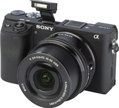 Produktbild von Sony Alpha 6400 Kit 16-50mm Systemkamera Body + Objektiv