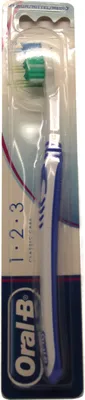 Produktbild von Oral B Zahnbürste 1 2 3 CLASSIC CARE mittel zufällige Farbe (1 Stück)