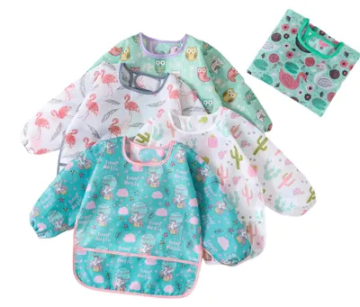 Produktbild von Wasserdichte Baby-Lätzchen mit Ärmeln, Set von 5