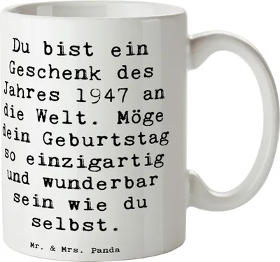 Produktbild von Mr. & Mrs. Panda Kaffeebecher Spruch 1947 Geburtstag - Weiß - Geschenk, Alter, Trinkbecher, Geburtstagsgeschenk, Jahrgang, cappuccinotasse, Kaffeetasse, Becher, Pott
