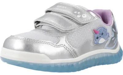 Immagine prodotto di Sneakers Del Marchio Geox Del Modello B Lightyloo Girl Argentato