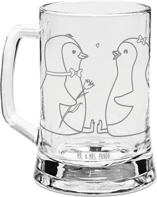 Produktbild von Mr. & Mrs. Panda Glaskrug Pinguin Pärchen - Transparent - Geschenk, Hochzeitstag, Seidel, Krug, Pinguine, Liebe, Bierhumpen, Hochzeit, Glas Bierkrug, Verliebt, Verknallt