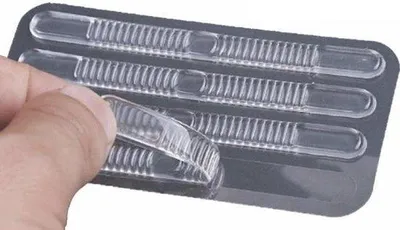 Produktbild von Silikonische Selbstklebende Fußschutzkissen - Fußkissen - Antirutsch - Fußschutzstreifen - Klein - 4 Stück - Transparent
