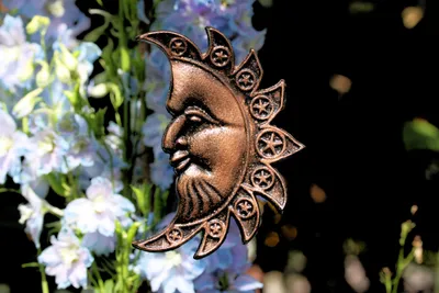 Produktbild von UHRIG SONNE aus Gusseisen, Deko Skulptur, Schmiedeeisen Gartenfigur, Farbe: Antik Kupfer