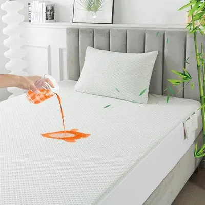 Productafbeelding van Famanu matrasbeschermer, 180x200 cm, gemaakt van bambusvezel, 100% waterdicht, met kussenslopen, 30 cm ultra-zachte hoes