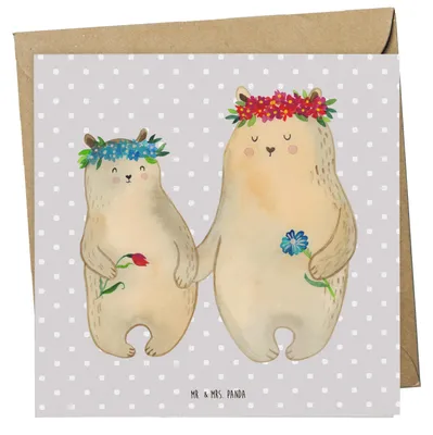 Produktbild von Mr. & Mrs. Panda Grußkarte Bären mit Blumenkranz - Grau Pastell - Geschenk, Kinder, Familie, Muttertag, Mutti, Family, Bär, anlasskarte, doppelkarte, faltkarte, Mama