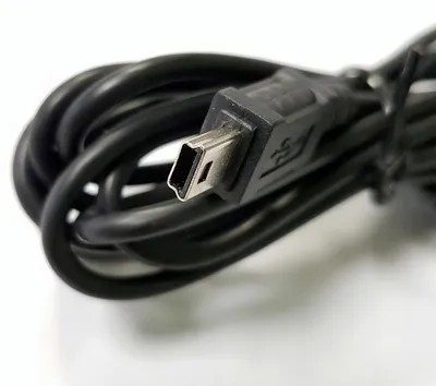 Image de Câble AWM Mini USB vers USB 2m Noir Durable