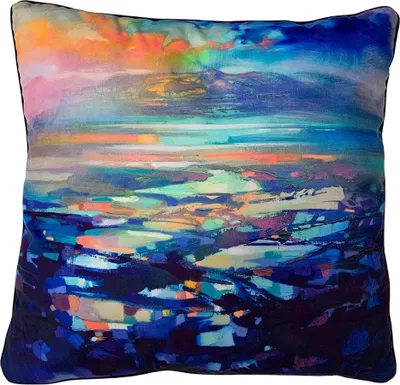 Productafbeelding van Scott Naismith - Gevuld kussen "Hebridean Resonance 2", model PM8750 (55 cm x 55 cm), blauw/multicolor