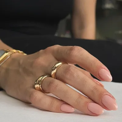 Immagine prodotto di Unghie finte corte, color nude, forma mandorla, effetto gel lucido, confezione da 24 pezzi