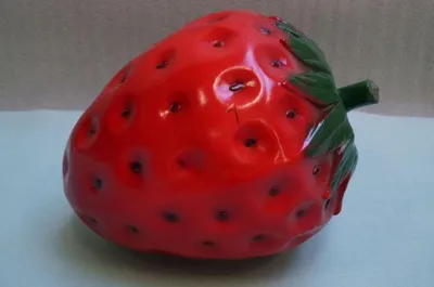 Image de Design fraise Figure Jardin Statue Sculptures Figures Décoration b393