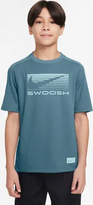 Immagine prodotto di NIKE B NK DF MULTI SS TOP GX LOVE, colore: blu grigio/blu ghiaccio, taglia: M