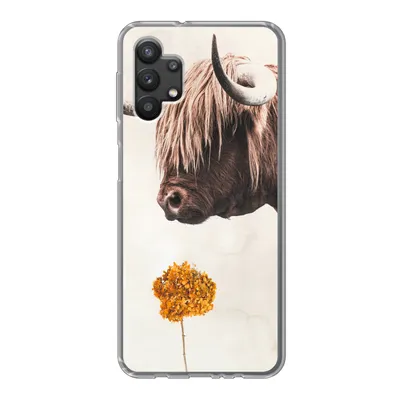 Produktbild von MuchoWow® Handyhülle Schutzhülle Hülle für Samsung Galaxy A32 5G Schottischer Highlander - Vintage - Blume Silikon Softcase Handy Hülle - Softcase