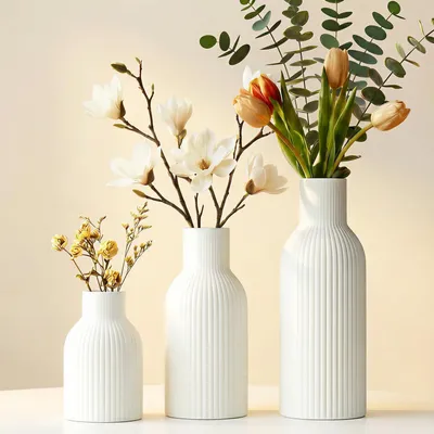 Immagine prodotto di Set di 3 vasi in Vetroceramica, colore bianco, ideali per pampas e fiori secchi. Decorazione moderna per la tavola, stile scandinavo, alta qualità