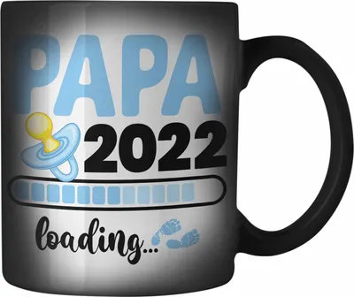 Produktbild von Trendation - Papa 2022 Loading Farbwechsel Zauber-Tasse Schwanger Schwangerschaftsverkündung Überraschung Du Wirst Vater (Schwarz)