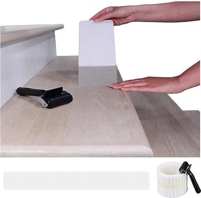 Image de Unyqoos® Bandes antidérapantes transparentes, 15 rouleaux (10 x 60 cm), adhésives – Rouleau d'installation inclus, en PEVA étanche, pour escaliers, douches, enfants et animaux de compagnie