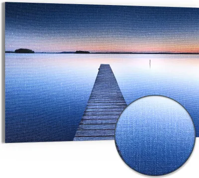 Produktbild von DEQORI Hybrid Leinwand Bild 90x60 cm 'Steg in die Dämmerung' Wandbild Glas flach modern